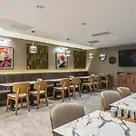 Garner - Airport Arnavutkoy By Ihg 4*