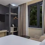 Garner - Airport Arnavutkoy By Ihg 4* Stambuł