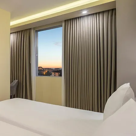 Garner - Airport Arnavutkoy Resort