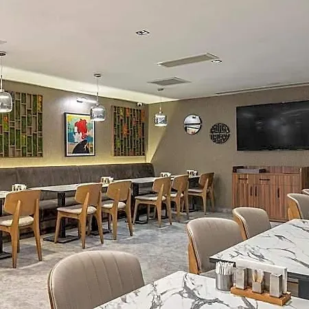 Garner - Airport Arnavutkoy By Ihg Hotel 4*