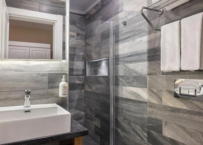 Hotel Garner - Airport Arnavutkoy By Ihg