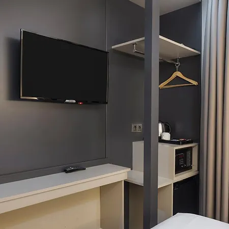 Garner - Airport Arnavutkoy By Ihg Отель