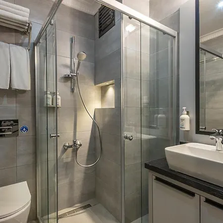 Garner - Airport Arnavutkoy By Ihg Отель