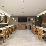 Ξενοδοχείο Garner - Airport Arnavutkoy By Ihg 4*